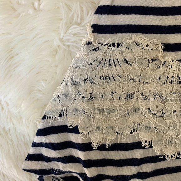 Striped and Lace Tank Top - Picture 3 of 3